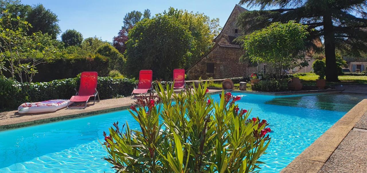 Auberge Du Relais D'Auniac Gourdon-en-quercy Εξωτερικό φωτογραφία
